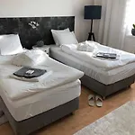 Skylark 4* باردوبيتسه