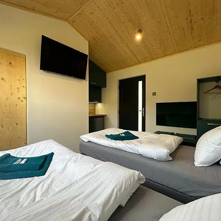 Skylark Pensionat 4*