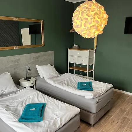 Pensionat Skylark 4*