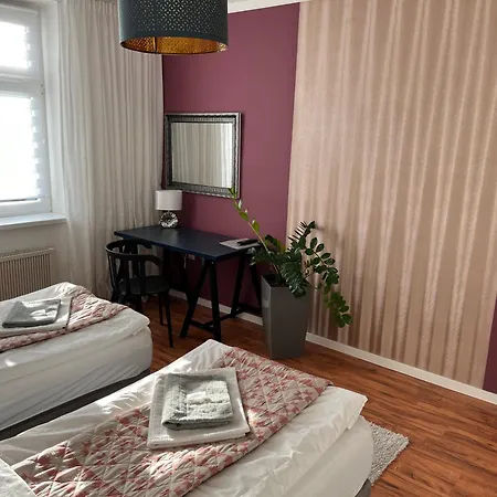 Pensionat Skylark 4*