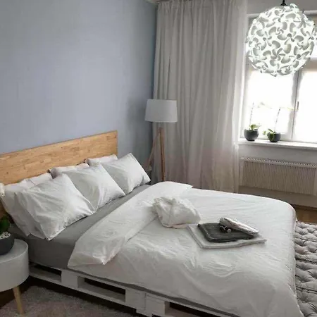 Skylark 4*