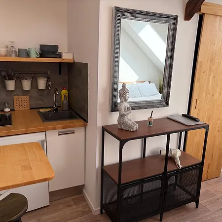 Skylark 4*