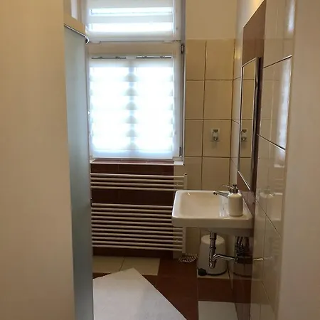 Skylark Pensionat 4*